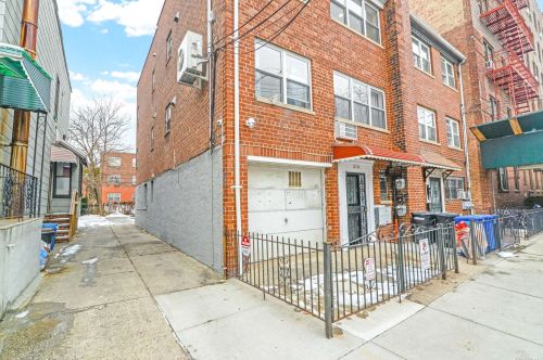 32-14 47th St, Long Island City, NY 11103-1202