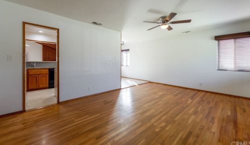 5938 Sunfield Ave, Lakewood CA  90712-1823 exterior