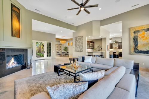 80780 Weiskopf, La Quinta CA  92253-5687 exterior