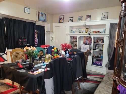 3057 40th St, Milwaukee WI  53210-1836 exterior