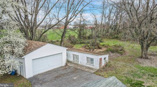 1527 Bear Corbitt Rd, Bear DE  19701-1529 exterior