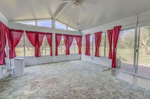 11860 Green Valley Rd, Mount Vernon OH  43050-9624 exterior