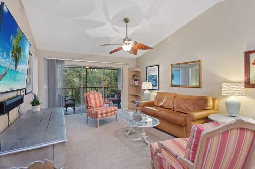 3531 County Barn Rd, Naples, FL 34112-7438