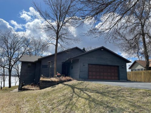 29117 Lake Ave, Paynesville MN  56362-9761 exterior