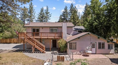 924 Greenway Dr, Big Bear City, CA 92314-9776