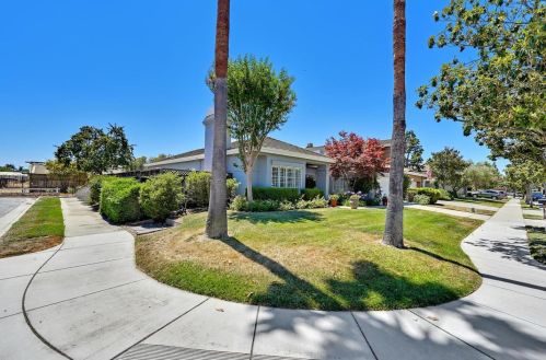 1500 Seville Dr, Morgan Hill, CA 95037-7044