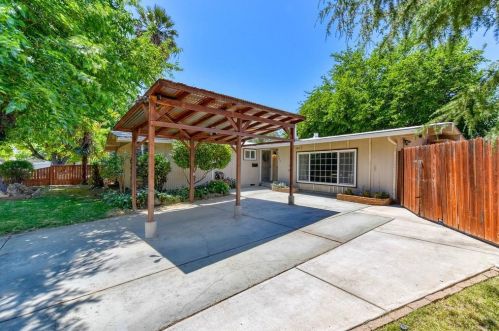 2558 Las Casas Way, Rancho Cordova, CA 95670-3444