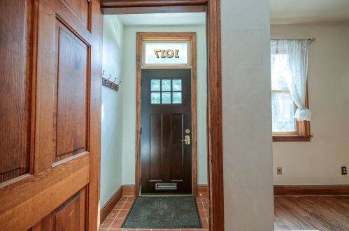 1017 Manhattan St, Pittsburgh, PA 15233-1956