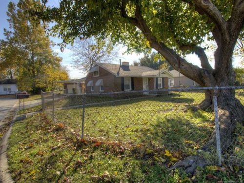 420 5 St, Pryor OK  74361-9101 exterior