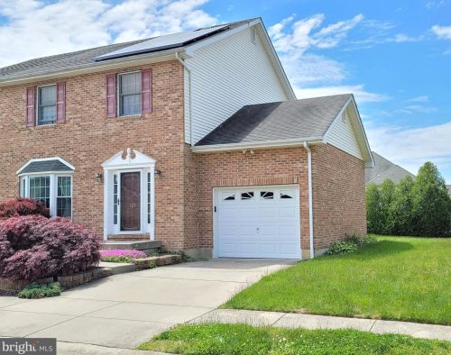 123 Marble House Dr, Bear, DE 19701-4029
