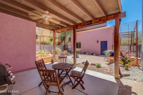5324 Civano Blvd, Tucson, AZ 85747-5806