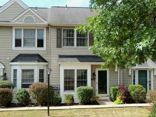 362 Jubilee Dr, Bridgeville, PA 15017-1169