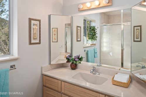 325 Panorama Blvd, Sedona AZ 86336-5537 exterior