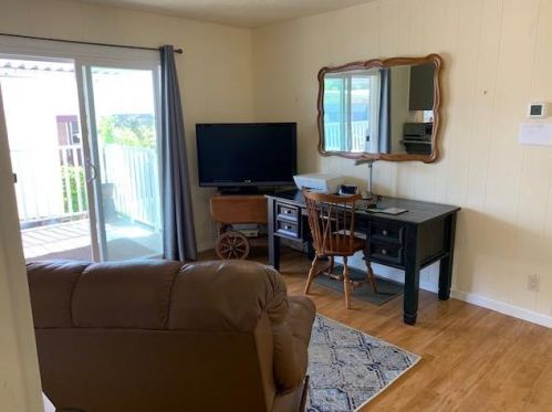 180 Overbrook Dr, Folsom CA  95630-1657 exterior