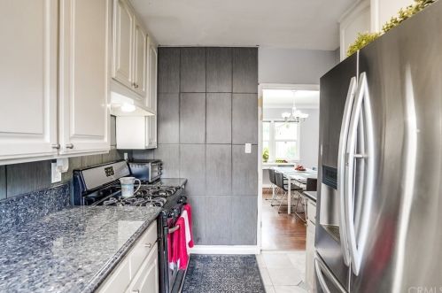 304 Sloan Ave, Compton CA  90221-3351 exterior