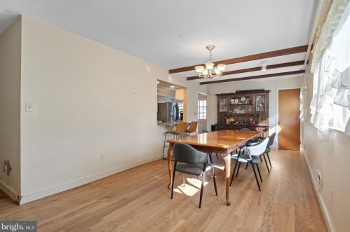 130 Delp Rd, Lancaster PA  17601-3906 exterior