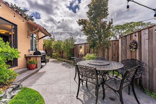 641 Eardley Ave, Del Monte Park CA  93950-4621 exterior