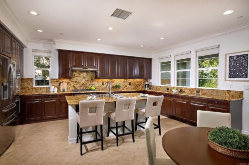1931 Marcasite Pl, Carlsbad CA  92009-5204 exterior