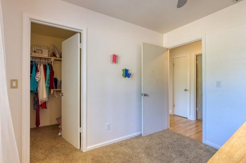 1320 I St, Rio Linda CA  95673-4403 exterior