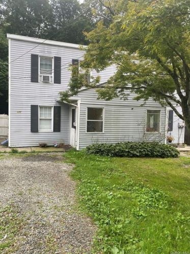 273 State Rd, Briarcliff, NY 10510-1442