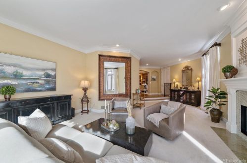 209 Cook St, Denver CO  80206-5304 exterior