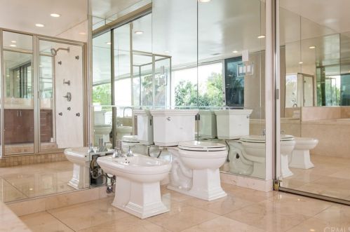 3041 Riverside Ter, Chino CA  91710-2965 exterior