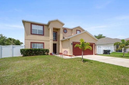 204 Athabasca Dr, Kissimmee, FL 34759-5912