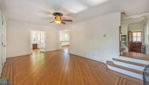 422 Grove St, Montclair NJ  07043-2228 exterior