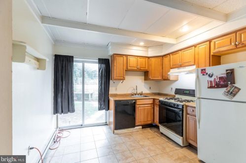 7648 Ardleigh St, Philadelphia PA 19118-3415 exterior