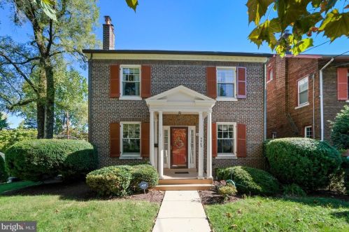 5543 30th Pl, Washington, DC 20015-1209