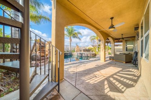 29193 Valley Oak Pl, Santa Clarita, CA 91390-4196