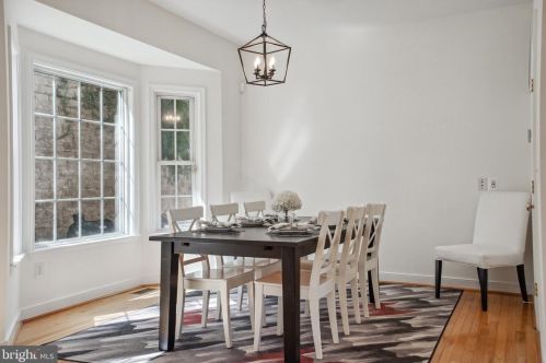 2106 Caroline St, Fredericksburg VA  22401-3413 exterior