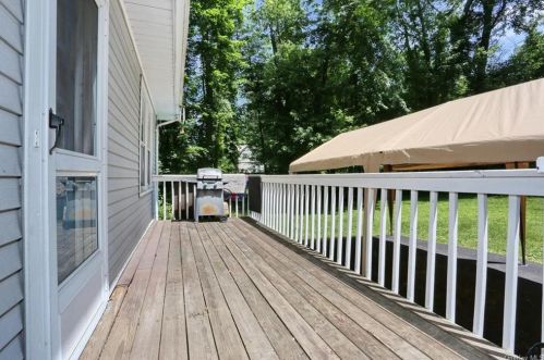 226 Old Mill Rd, West Nyack NY  10994-1414 exterior