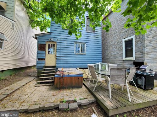 17 Liberty St, Schuylkill Haven PA  17972-1703 exterior