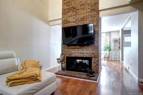 8123 Phillips Cir, Englewood CO 80112-3254 exterior