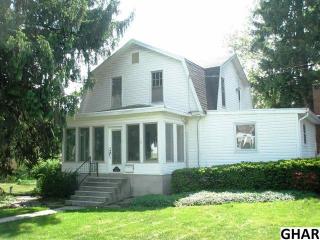 202 Madison St, Harrisburg, PA 17109-1312