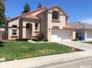 865 Rosenthal Dr, Turlock CA  95382-7207 exterior