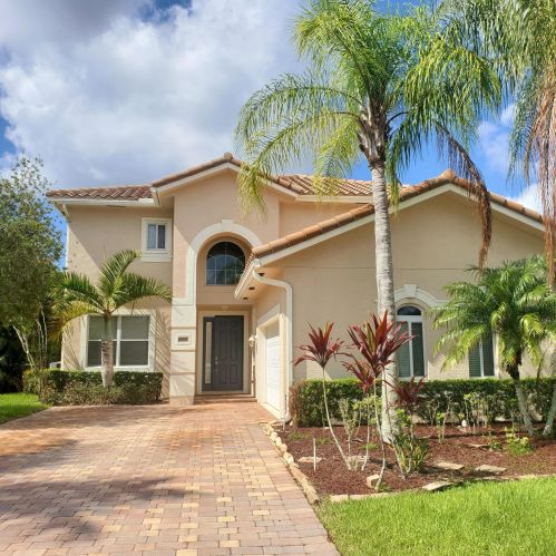 5704 Longspur Ln, Palm City, FL 34990-8833