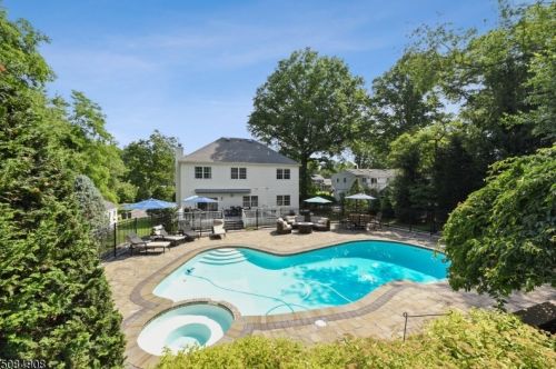 1510 Rahway Rd, Scotch Plains NJ  07076-2714 exterior