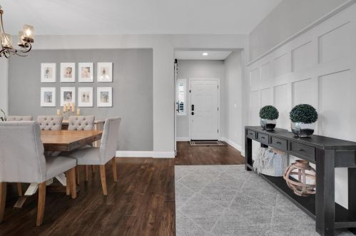 1305 Oak Leaf Cir, Valley Home CA 95361-2769 exterior