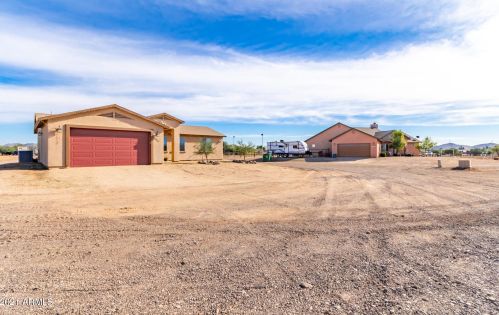 37211 15th Ave, Phoenix, AZ 85086-7226