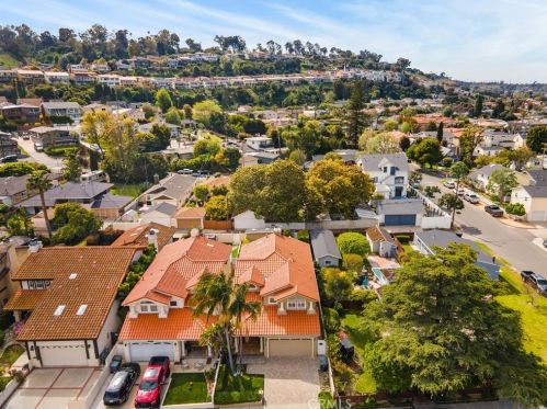 24409 Neece Ave, Torrance CA  90505-6523 exterior