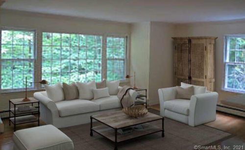 190 Briscoe Rd, New Canaan CT  06840-2303 exterior