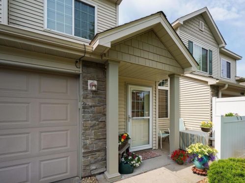 6462 Lakota Trl, Lino Lakes, MN 55014-7006