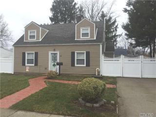 63 Sugar Maple Rd, Plainedge, NY 11756-2238