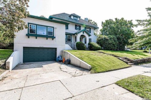 119-04 80th Rd, Jamaica, NY 11415-1005