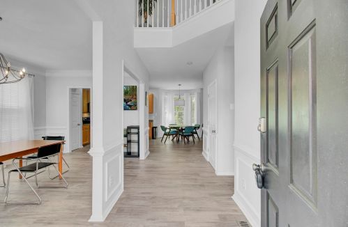 1064 Willoughby Ln, Mount Pleasant SC  29466-9038 exterior