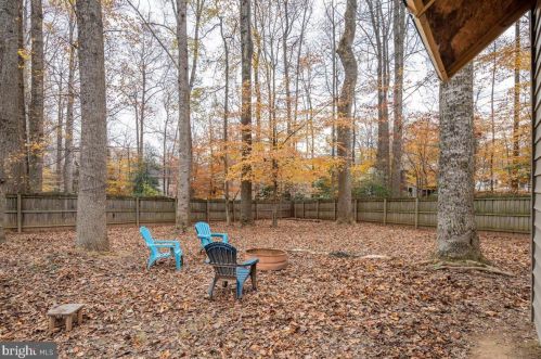 10917 Crestwood Dr, Spotsylvania VA 22553-1606 exterior