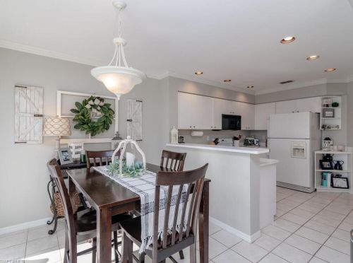 140 Eveningstar Cay, Naples FL  34114-9611 exterior