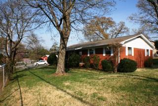 1906 Shasta Rd, Maryville, TN 37801-5462
